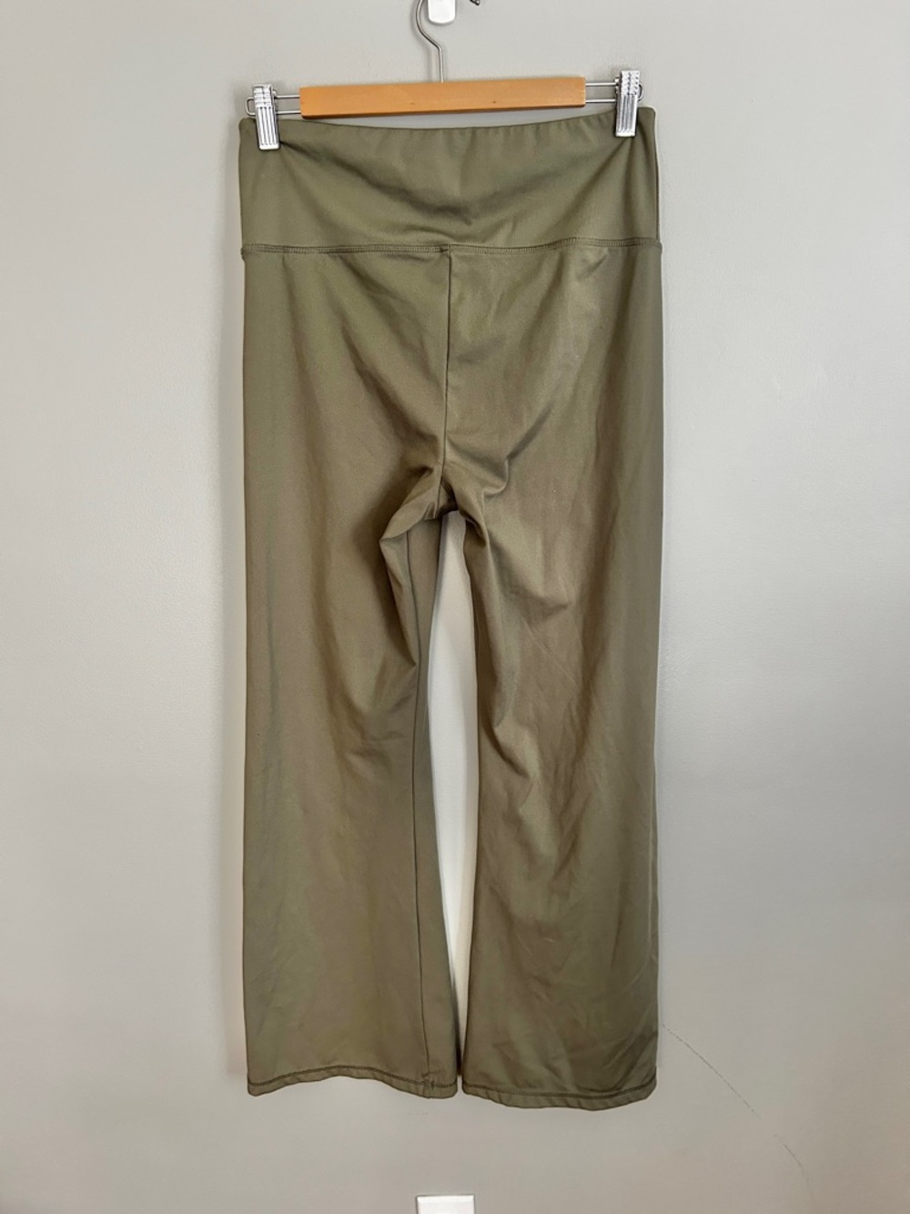 AMERICAN EAGLE The Everything Flare Large Green Stretch Legging Lounge Yoga - Picture 3 of 4